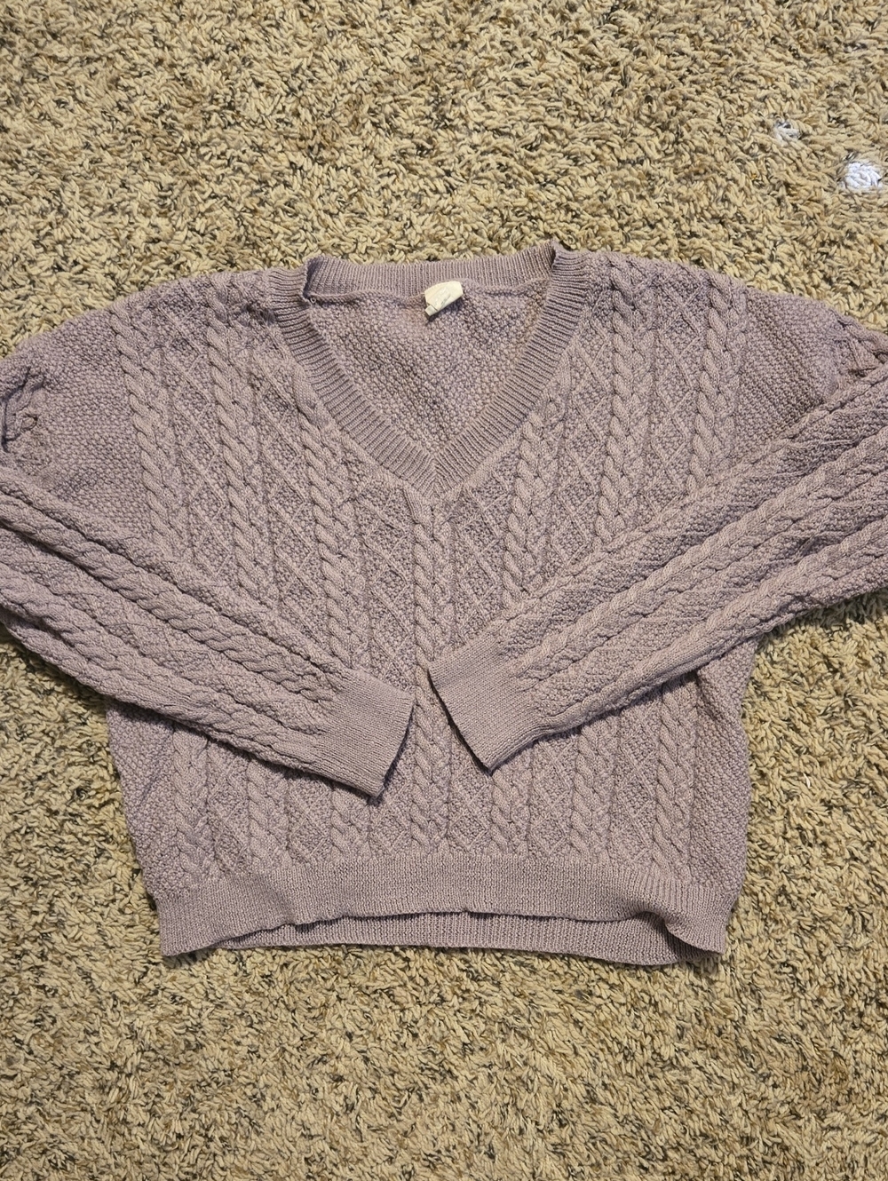 Women's V-Neck Cable Knit Sweater in Lavender